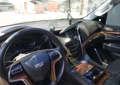 2016 Cadillac Escalade Esv Premium Collection z USA, uszkodzony, nr VIN 1GYS3JKJ5GR298508